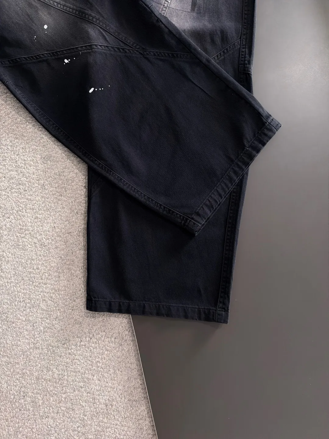 The next day shipped P195 Balenciaga 2026 summer New Arrival elastic casual pants, counter custom fabric Breathable high comfort, impeccable details, brand elements design concept, reflecting high quality. The hand feels delicate and soft! Casual cuts and awesome upper body! Sizes: S-3XL